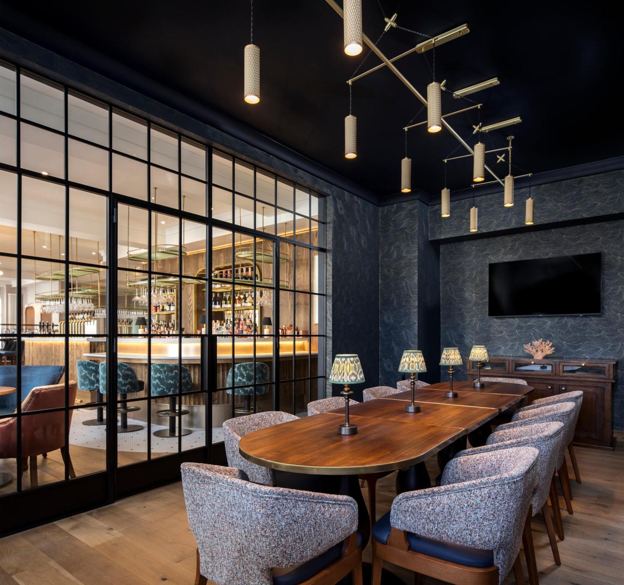 The White Horses By Everly Collection Hotel 4*